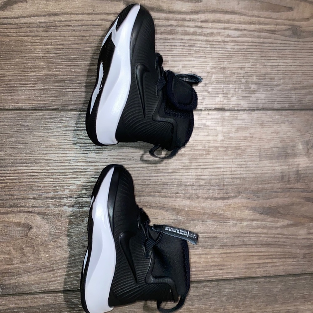 Newborn 2c Nike kids performance